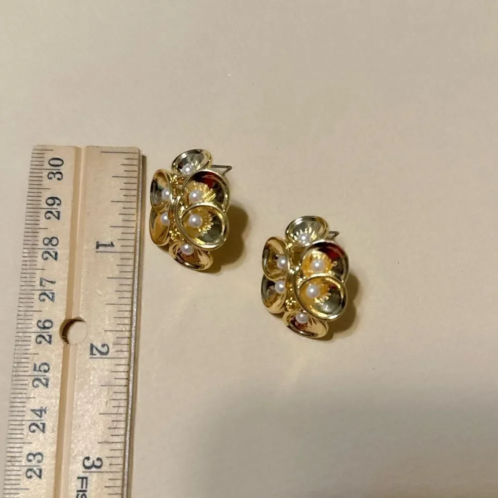 Pearl flower earrings N820